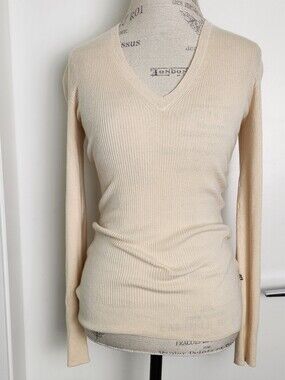 Burberry Vneck Ribbed Cashmere Sweater